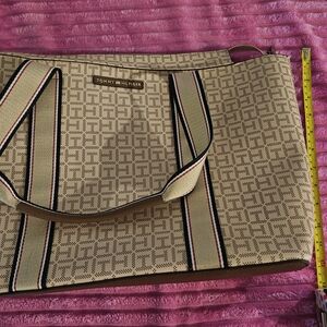 Tommy Hilfiger Beige and Black Patterned Tote